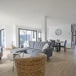 Prázdninový dům Quijote, Maison Moderne Avec Terrasse A *
