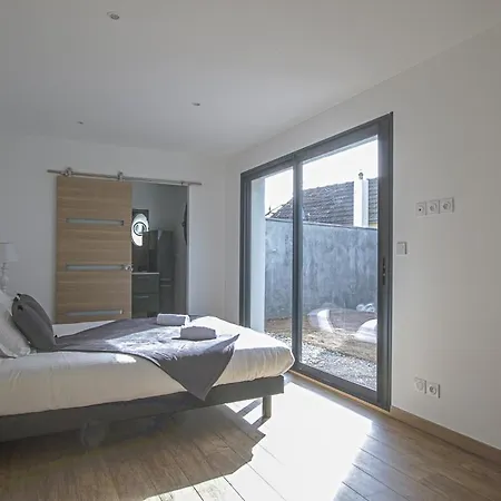 Quijote, Maison Moderne Avec Terrasse à *