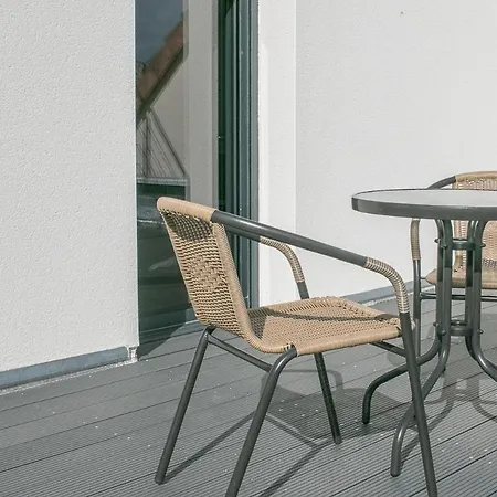 Quijote, Maison Moderne Avec Terrasse à