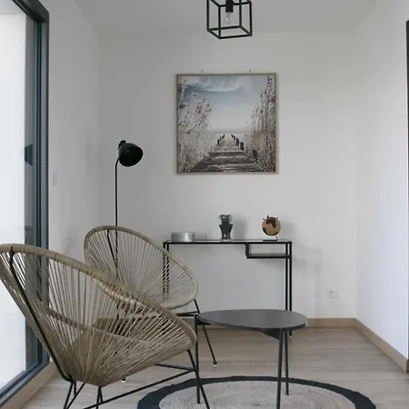 Quijote, Maison Moderne Avec Terrasse à Casa de Férias Caen